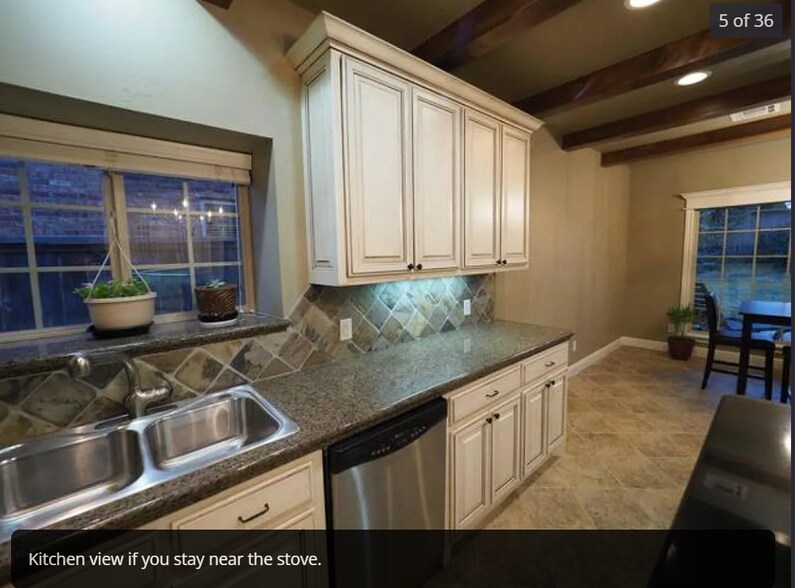 Kitchen - 4413 Spyglass Dr