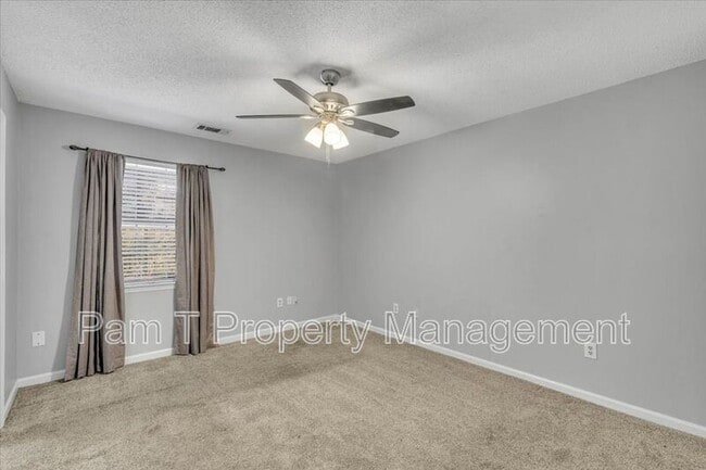 Building Photo - 120 Fox Chase Rd