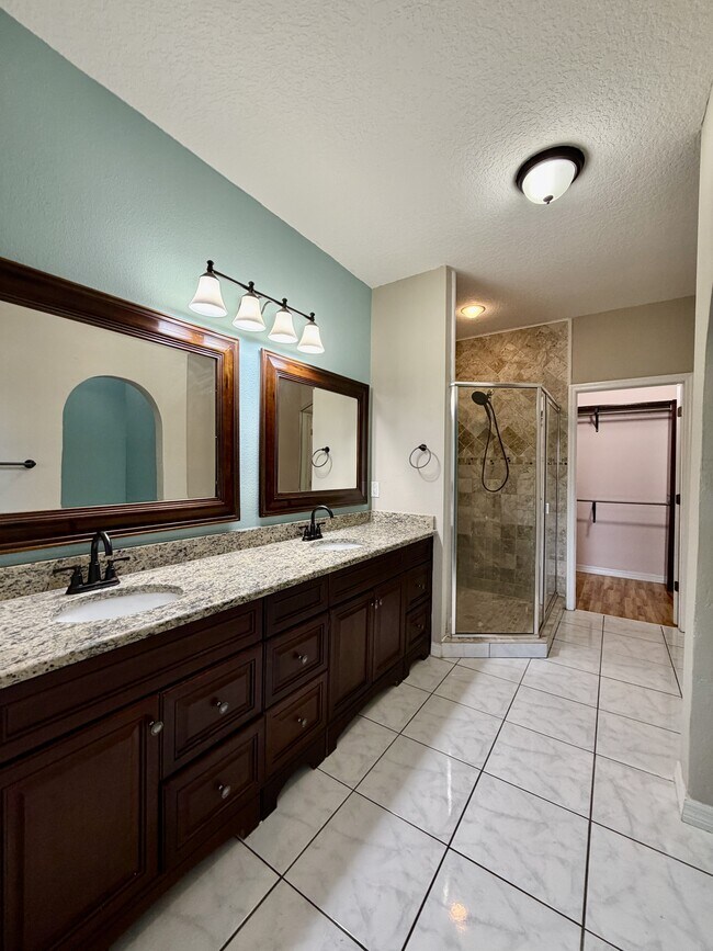 Building Photo - 4848 Tampa Downs Blvd