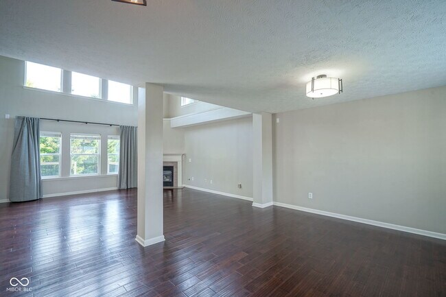 Building Photo - 4018 Ivory Ct