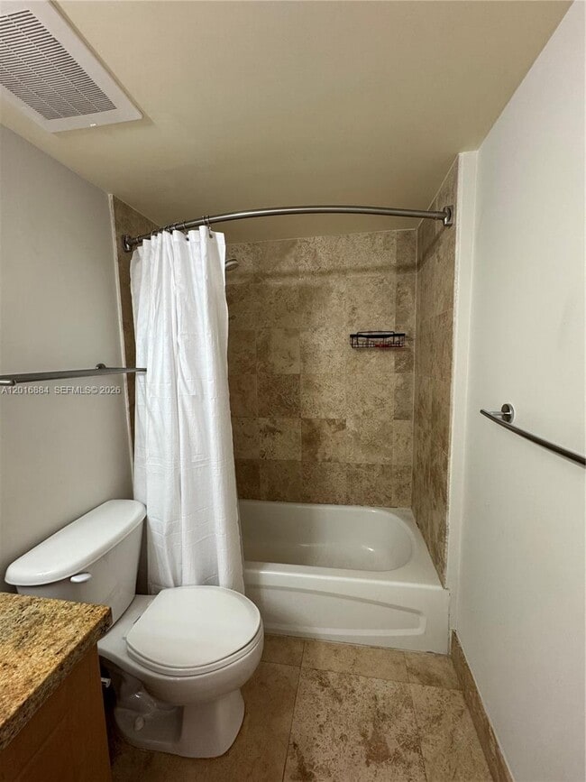 Building Photo - 1555 N Treasure Dr