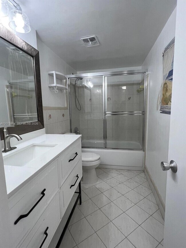 Building Photo - 1790 W 75th St