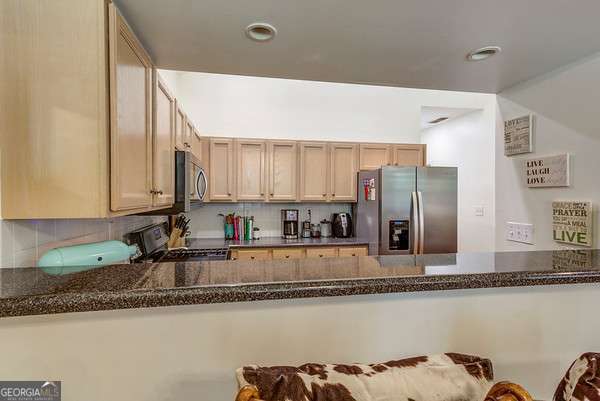 Building Photo - 141 Spruell Springs Rd