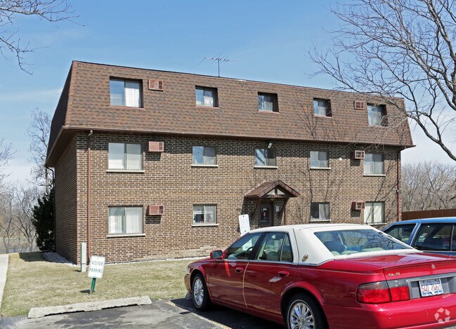 Building Photo - 1000-1010 Judson St