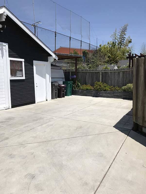 Building Photo - 1076 61st St