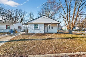 Building Photo - Completely Renovated 2-Bedroom Home in Westland!