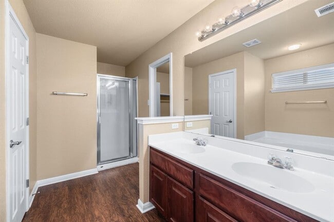 Building Photo - 2405 Kapalua Pl