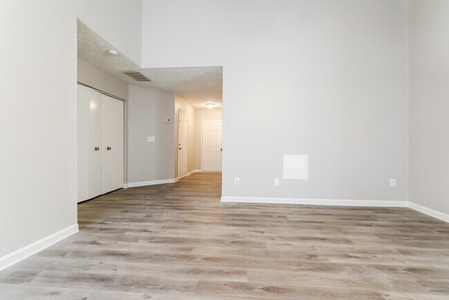 Building Photo - 692 Fair Harbor Dr