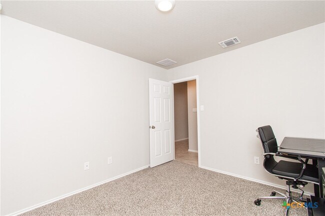 Building Photo - 1309 Prairie Clover Rd