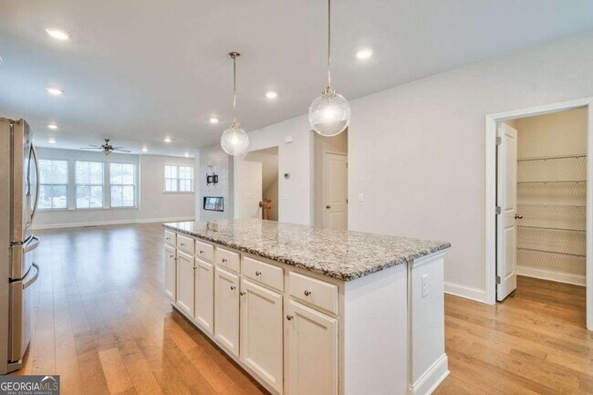 Building Photo - 2510 GREAT SILVER FI Aly