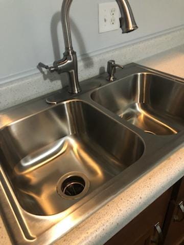 Building Photo - 3450 Graceland Ave