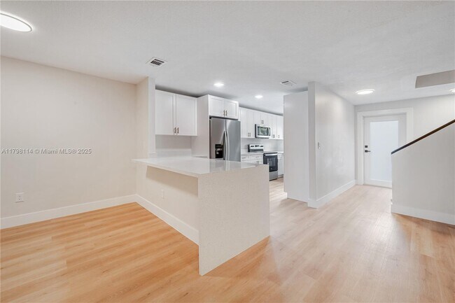 Building Photo - 14725 SW 107th Terrace