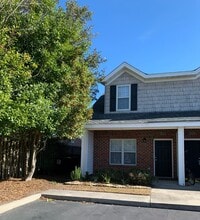 Building Photo - 1 Bedroom 1.5 Bathroom Townhome in Myrtle ...
