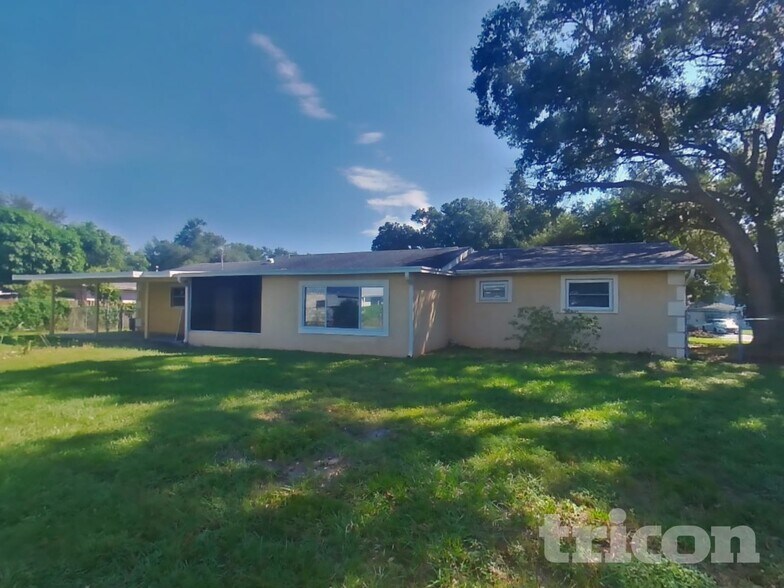 Building Photo - 268 Plumosa Dr