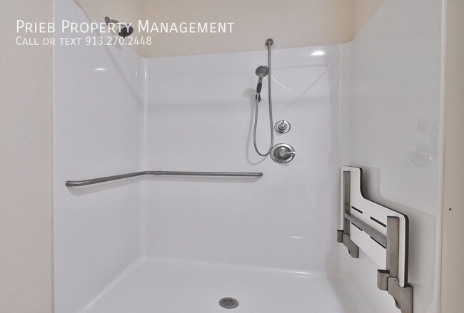 Building Photo - 22021 W 124th Terrace