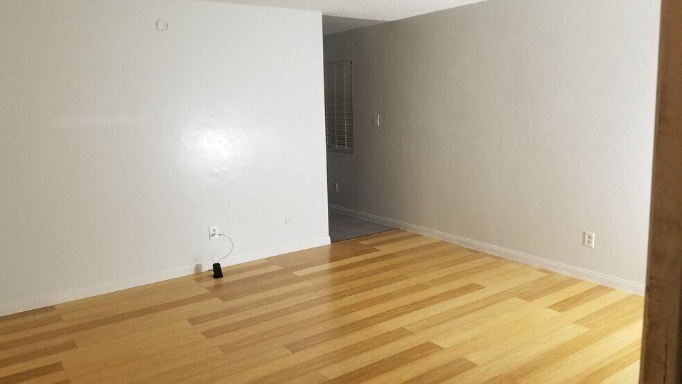 Building Photo - 3937 Soranno Ave