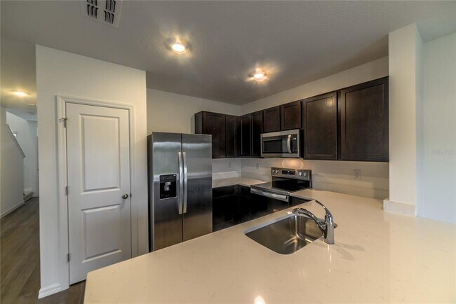 Building Photo - 17208 English Chestnut Wy