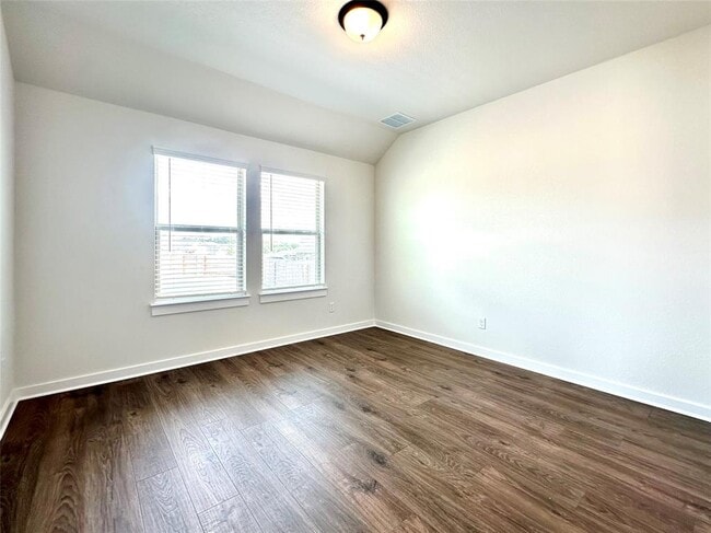 Building Photo - 336 Chaste Tree Dr