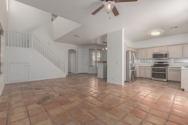 Building Photo - Mountainside Home, Gated Community