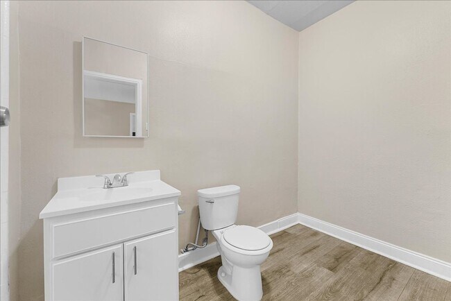 Building Photo - 118 N Westmoreland Ave