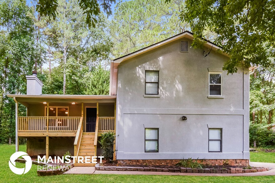 Primary Photo - 479 Mill Ln