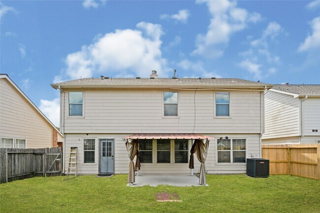 Building Photo - 15822 Kings Cypress Ln