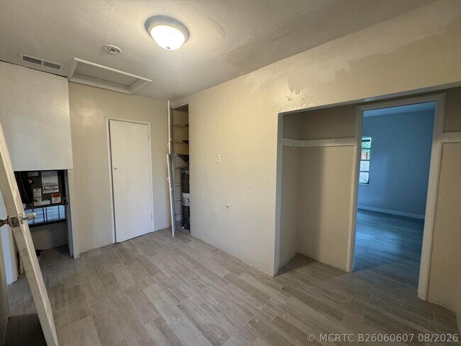 Building Photo - 510 Hibiscus Ave