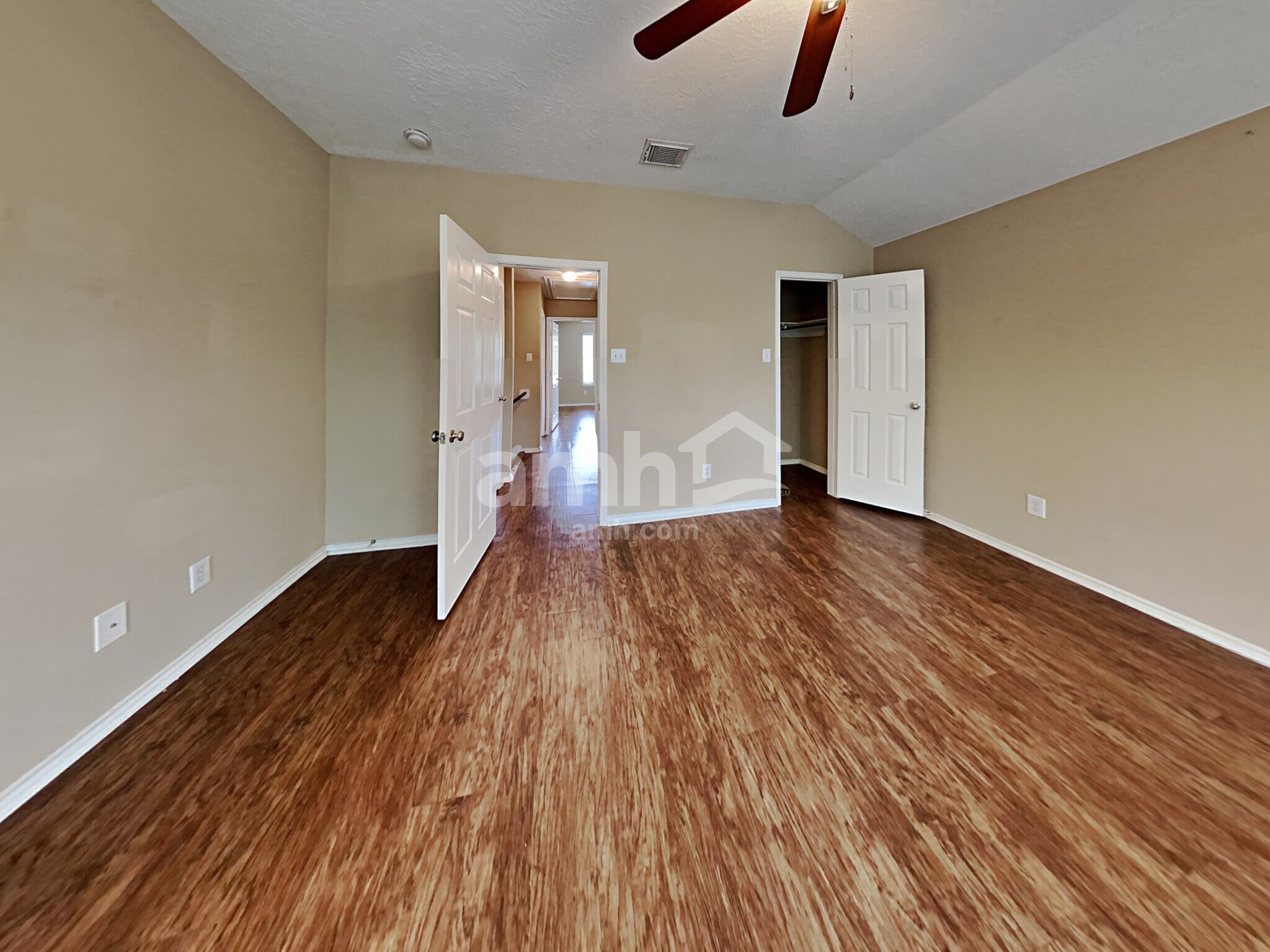 Building Photo - 706 Razee Ct