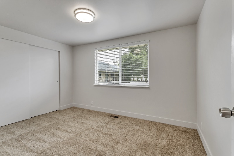 Building Photo - 2117 E 3300 S