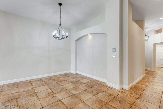 Building Photo - 14970 Toscana Way