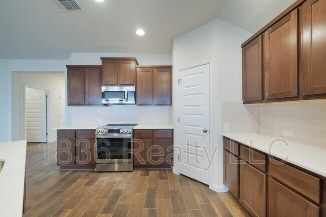 Building Photo - 9604 Eloquence Dr