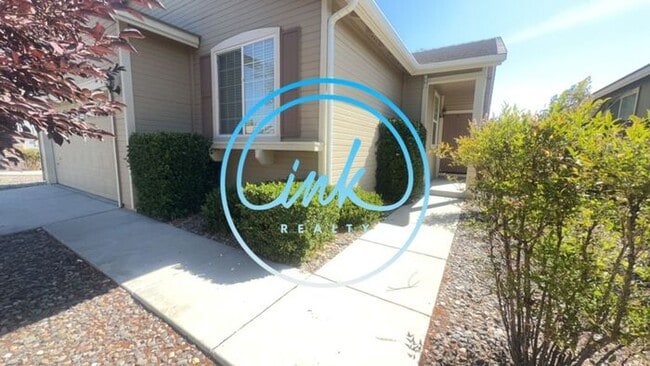 Building Photo - Single Family Home for Rent on the Golf Co...