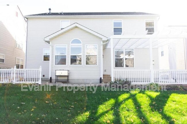 Building Photo - 2257 Murphy Ln E