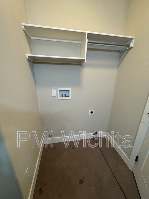 Building Photo - 3425 E Aster St