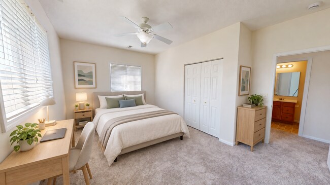Building Photo - 3905 Marigold Dr
