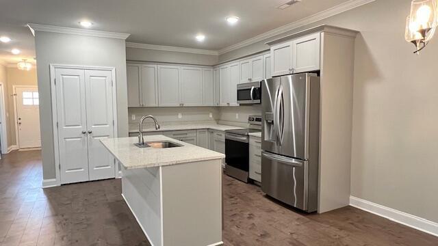 Building Photo - 564 NE Bellingham Dr