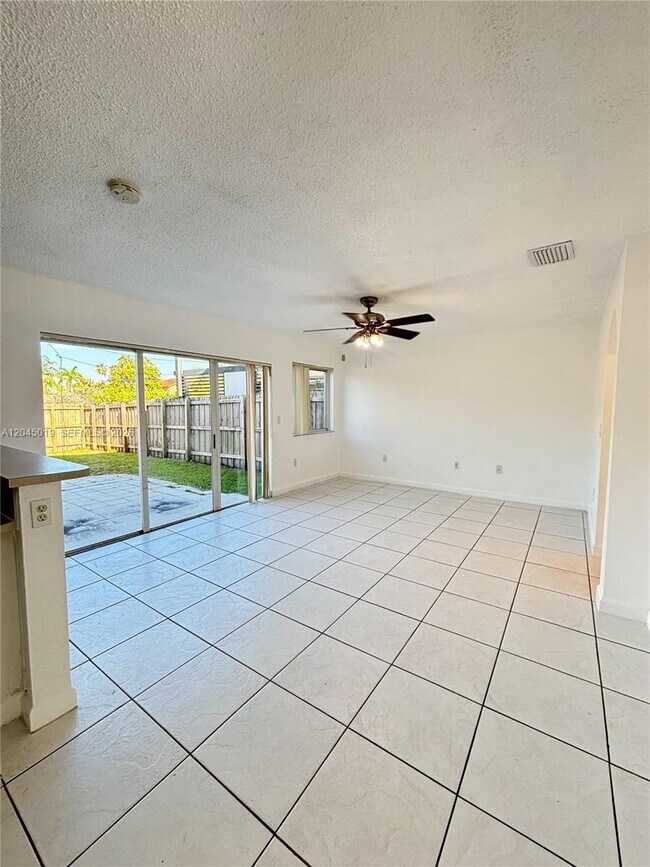 Building Photo - 21339 SW 87th Ct