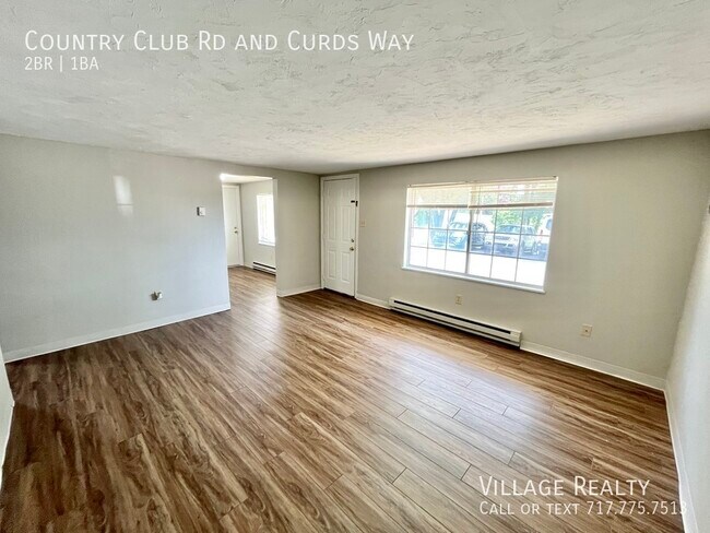 Building Photo - 671 Country Club Rd