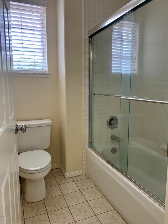 Building Photo - 2760 Irongate Pl