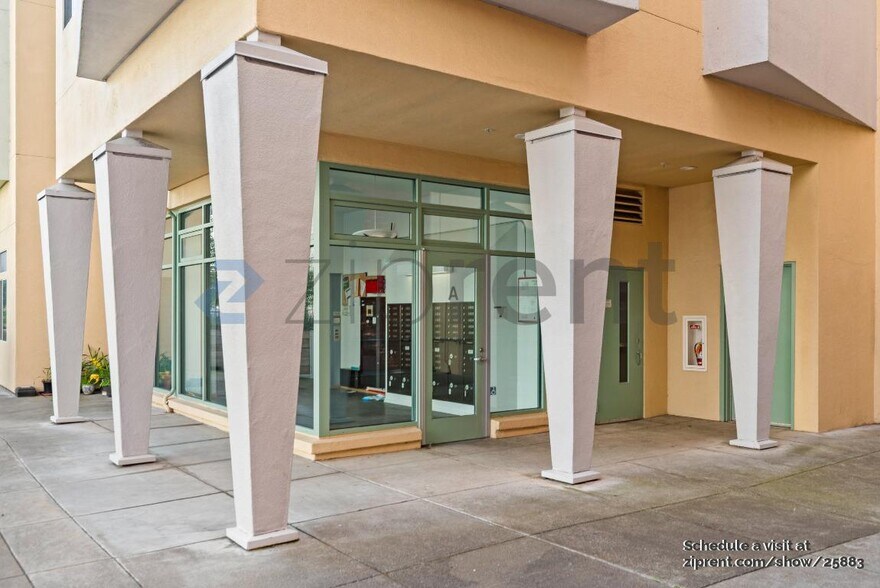 Building Photo - 135 Valencia St