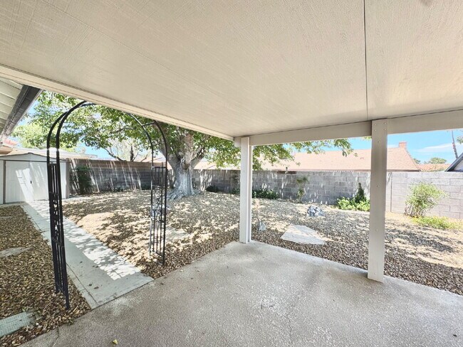 Building Photo - $500 Off! Fully Remodeled Home Near The St...