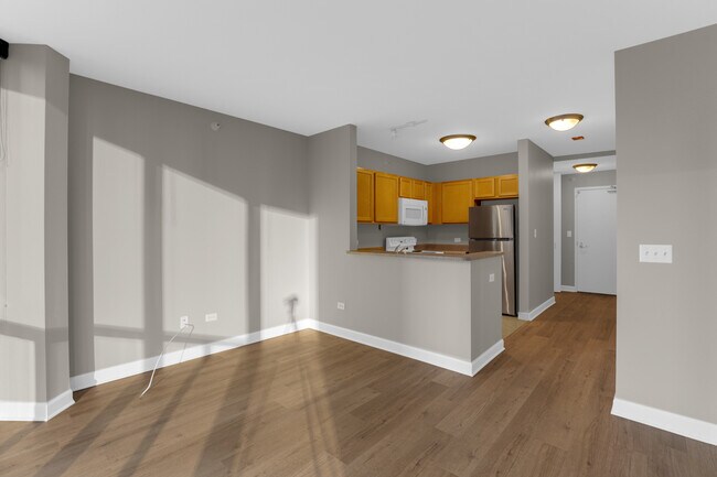 Building Photo - 222 N Columbus Dr