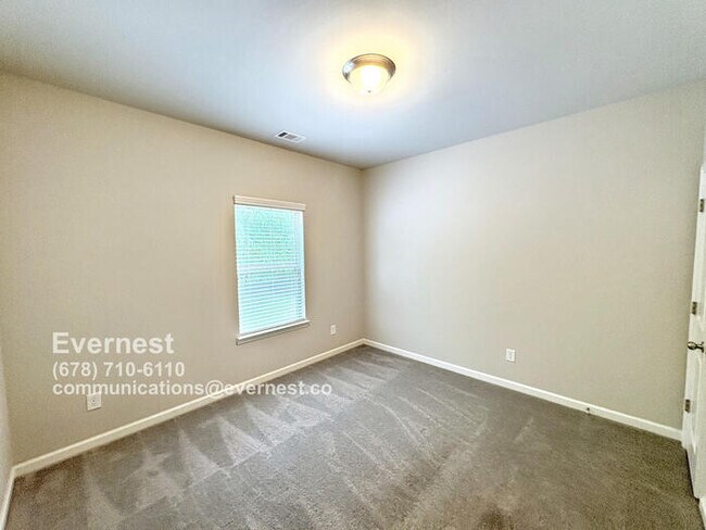 Building Photo - 144 Charolais Dr