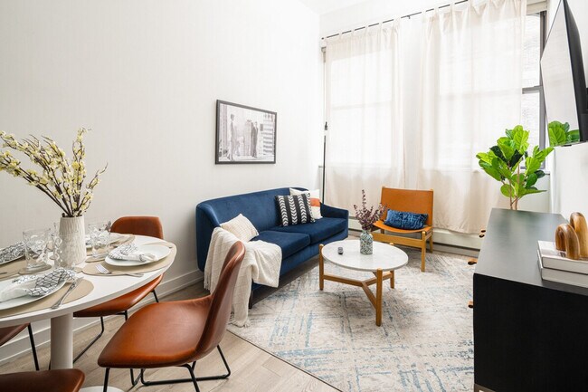 Building Photo - 100 William St