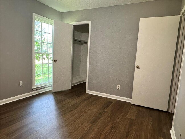 Building Photo - 4414 Eley Ct