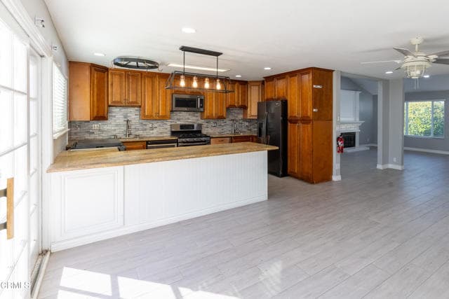 Building Photo - 336 Nueve Ct