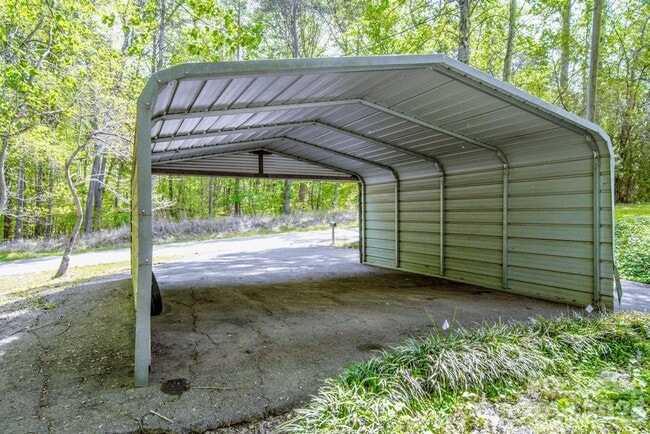Building Photo - 7967 Caswell Rd
