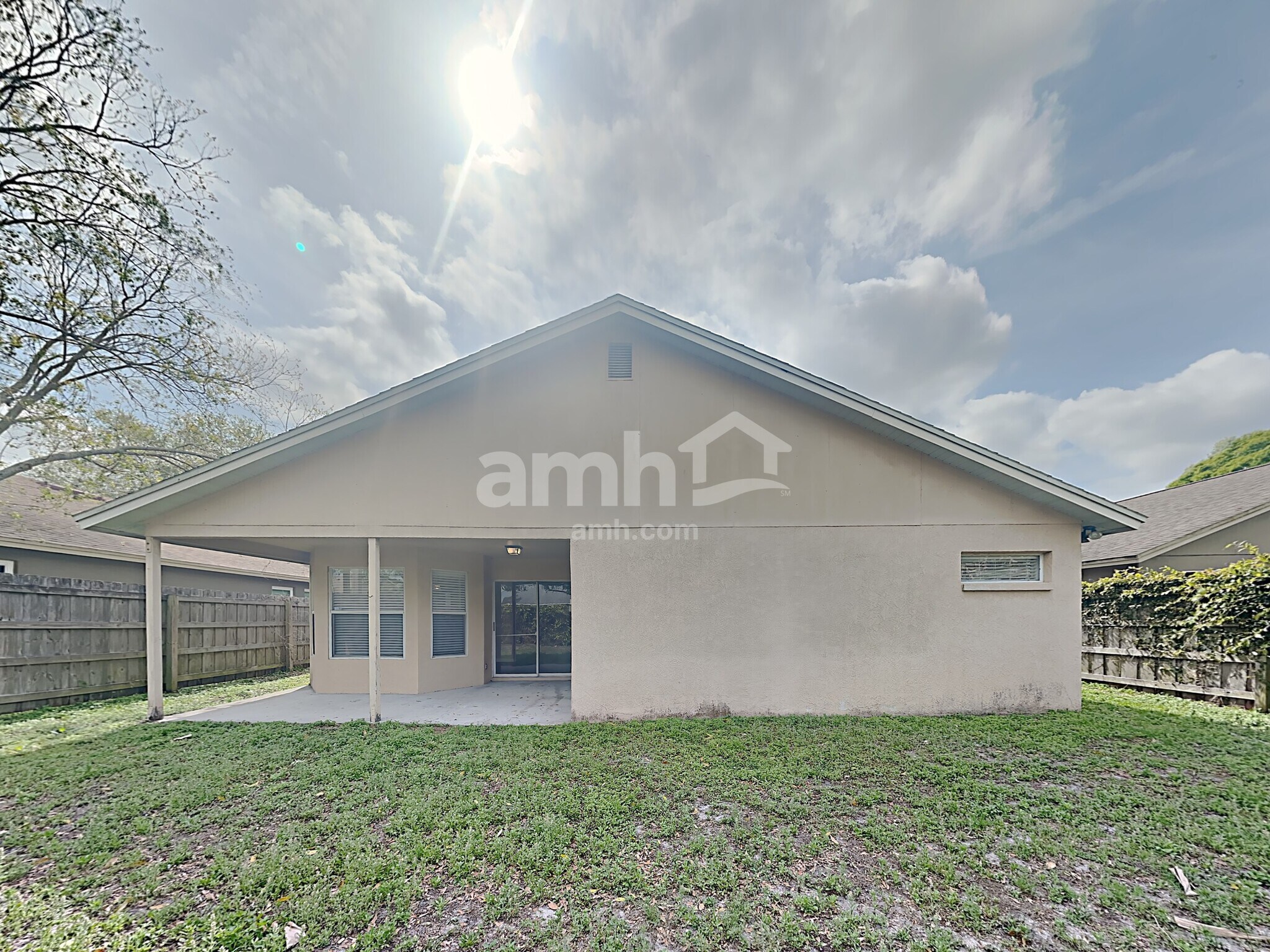 Building Photo - 1416 Wakefield Dr