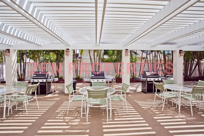 Building Photo - 2 Bedroom, 2 Bath, 2 Car Garage for rent a...