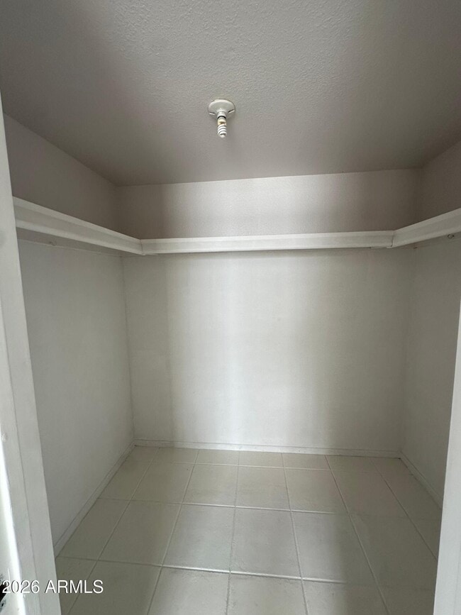 Building Photo - 3029 W Sierra St